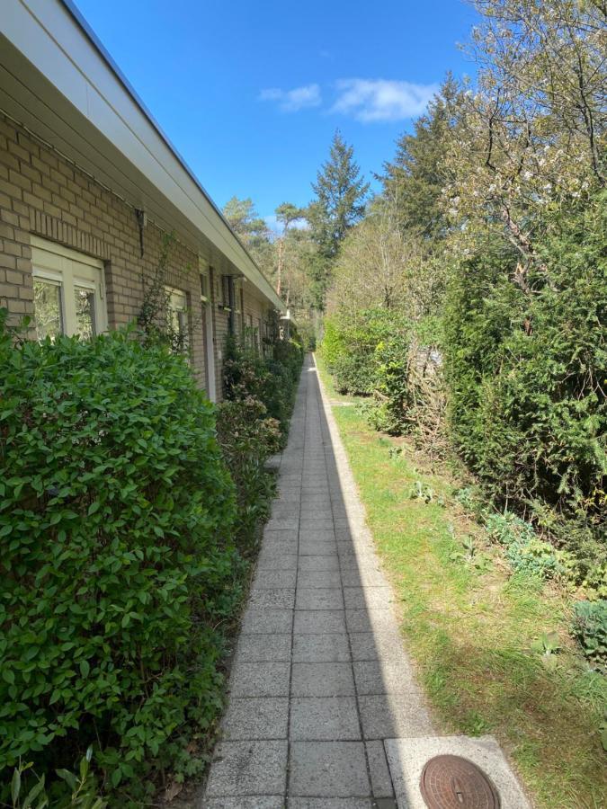 Bungalows Hoefbos อ็อตเตอร์โล ภายนอก รูปภาพ